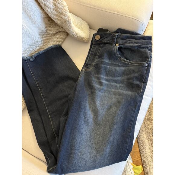 1822 Denim Jeans Womens 10 Blue Ankle Raw Hem Stretch Five Pocket Dark Wash - Picture 2 of 6